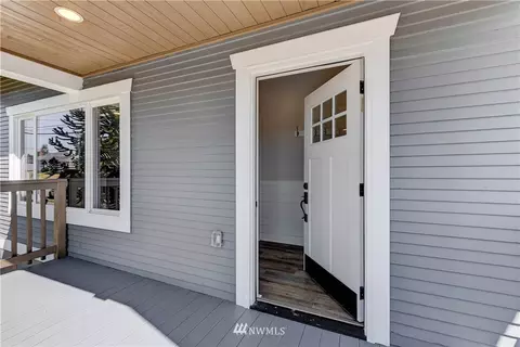 2805 19th St, Everett, WA 98201 photo 3