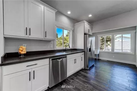 2805 19th St, Everett, WA 98201 photo 10