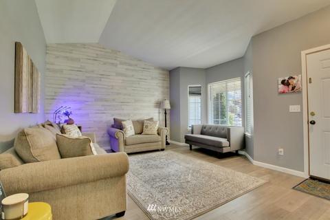 1217 203rd St E, Spanaway, WA 98387 photo 4