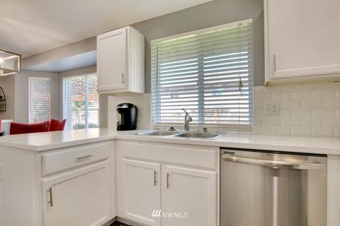 1217 203rd St E, Spanaway, WA 98387 photo 8