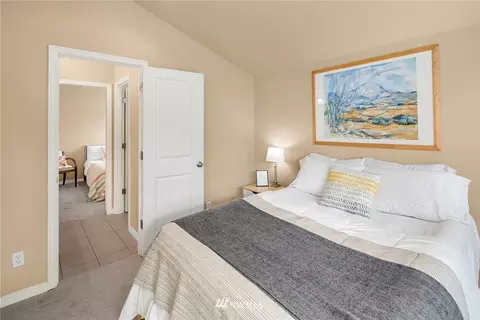 8501 Stone Ave N, Seattle, WA 98103 photo 11