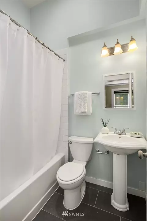 431 27th Ave E, Seattle, WA 98112 photo 6