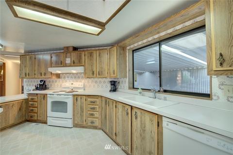 1121 244th St SW #63, Bothell, WA 98021 photo 8