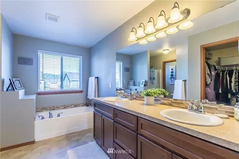 1203 Quail Ave SW, Orting, WA 98360 photo 28