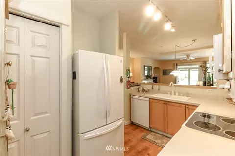 2009 196th St SE #D103, Bothell, WA 98012 photo 9
