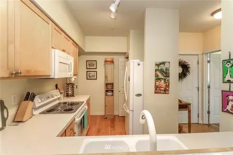 2009 196th St SE #D103, Bothell, WA 98012 photo 7