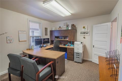 413 E First St E, Cle Elum, WA 98922 photo 17