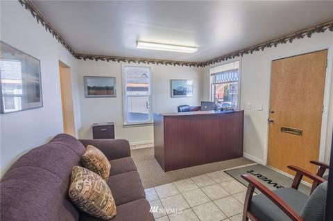 413 E First St E, Cle Elum, WA 98922 photo 5