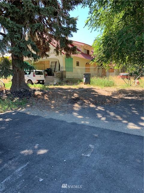 202 E Walnut St, Waterville, WA 98858 photo 2