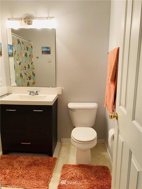 9727 18th Ave W #C201, Everett, WA 98204 photo 4