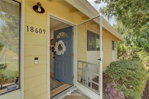 18609 North Rd, Bothell, WA 98012 photo 2