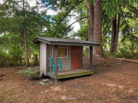 985 Tipsoo Loop N, Rainier, WA 98576 photo 7