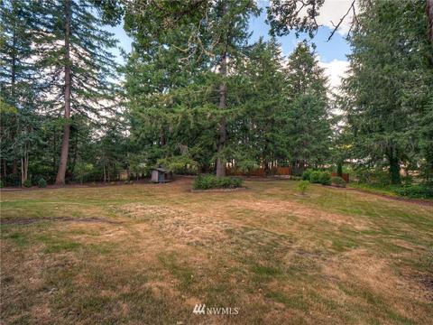 985 Tipsoo Loop N, Rainier, WA 98576 photo 5