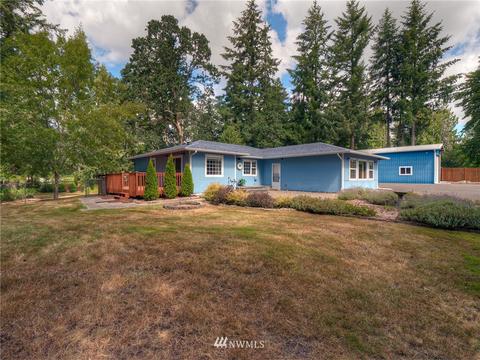 985 Tipsoo Loop N, Rainier, WA 98576 photo 1