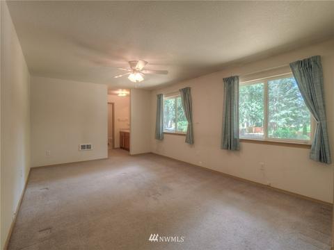 985 Tipsoo Loop N, Rainier, WA 98576 photo 16