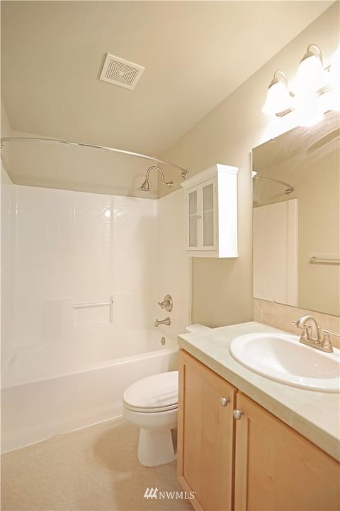 19102 20th Dr SE #D103, Bothell, WA 98012 photo 16
