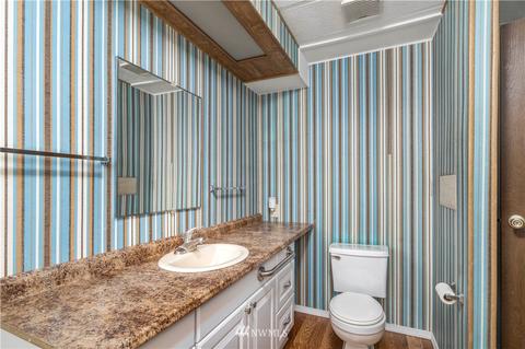 822 Tipsoo Loop S, Rainier, WA 98576 photo 20