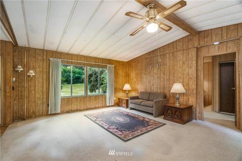 822 Tipsoo Loop S, Rainier, WA 98576 photo 11