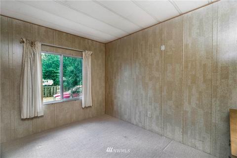 822 Tipsoo Loop S, Rainier, WA 98576 photo 22