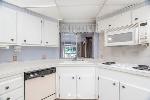 822 Tipsoo Loop S, Rainier, WA 98576 photo 16