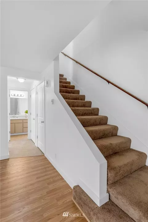 20512 Filbert Dr, Bothell, WA 98012 photo 13