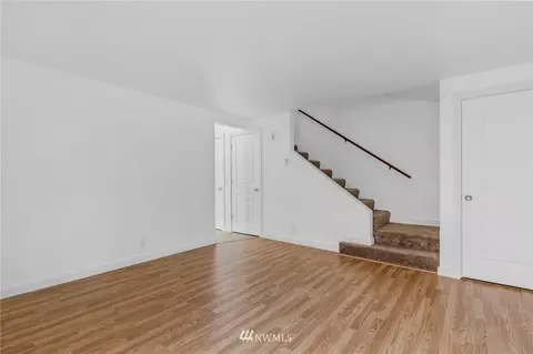 20512 Filbert Dr, Bothell, WA 98012 photo 6
