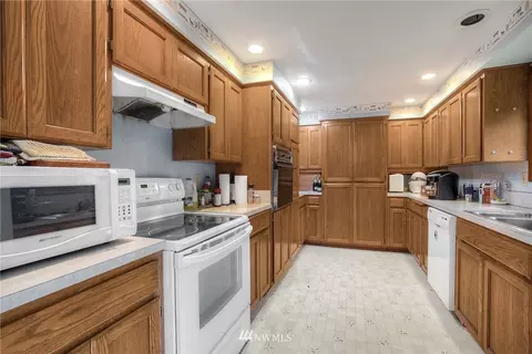 5603 S 3rd Ave, Everett, WA 98203 photo 11