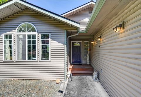 4017 Apache Dr, Mount Vernon, WA 98273 photo 2