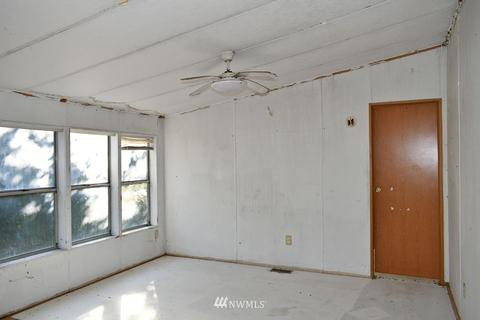 20815 180th St E, Orting, WA 98360 photo 8