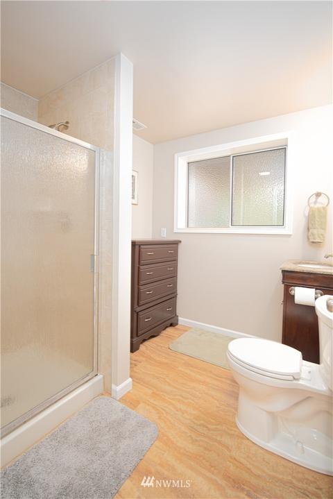 10046 NE 204th St, Bothell, WA 98011 photo 14