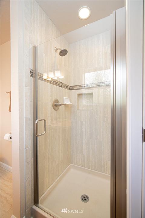 10046 NE 204th St, Bothell, WA 98011 photo 8