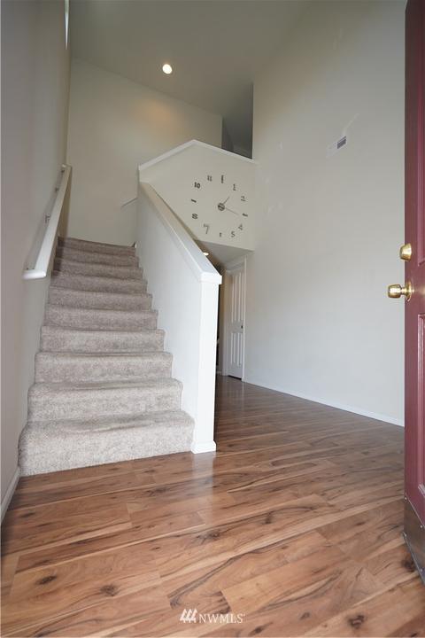 1202 Sigafoos Ave NW, Orting, WA 98360 photo 2