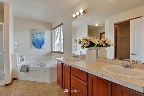 208 Michell Ln NE, Orting, WA 98360 photo 20