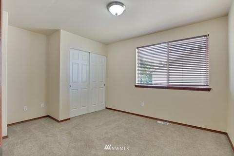 208 Michell Ln NE, Orting, WA 98360 photo 23