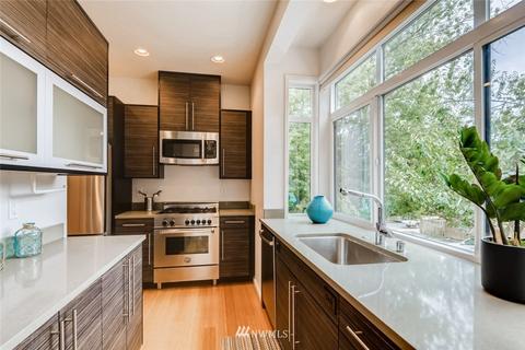 1920 John St, Seattle, WA 98112 photo 13