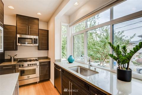 1920 John St, Seattle, WA 98112 photo 11