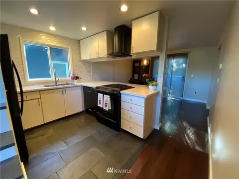 11220 E Ibberson Dr, Everett, WA 98208 photo 6