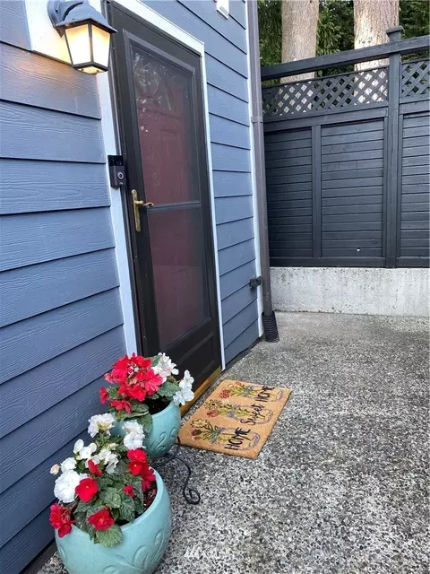 11220 E Ibberson Dr, Everett, WA 98208 photo 4