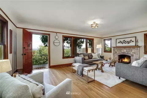 415 24th Ave E, Seattle, WA 98112 photo 5