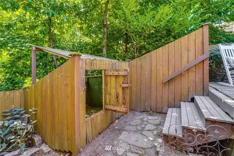 415 24th Ave E, Seattle, WA 98112 photo 33