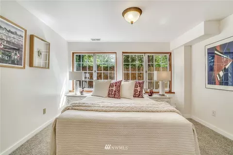 415 24th Ave E, Seattle, WA 98112 photo 24
