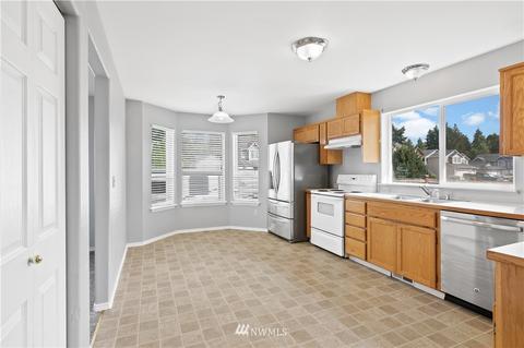 5502 209th St E, Spanaway, WA 98387 photo 7