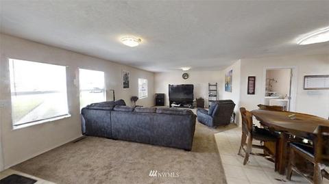 152 E Gum St, Connell, WA 99326 photo 3