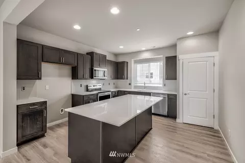 1621 Seattle Hill Rd #BB-5, Bothell, WA 98012 photo 2
