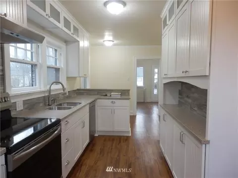 2409 Fulton St, Everett, WA 98201 photo 5