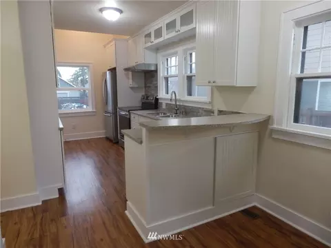 2409 Fulton St, Everett, WA 98201 photo 4