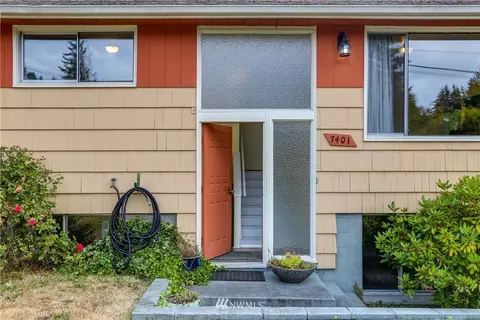 7401 Wetmore Ave, Everett, WA 98203 photo 3