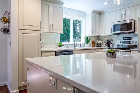 10025 NE 204th St, Bothell, WA 98011 photo 11