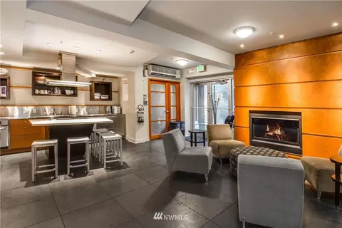 1420 E Pine St #E604, Seattle, WA 98122 photo 14