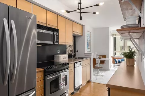 1420 E Pine St #E604, Seattle, WA 98122 photo 6